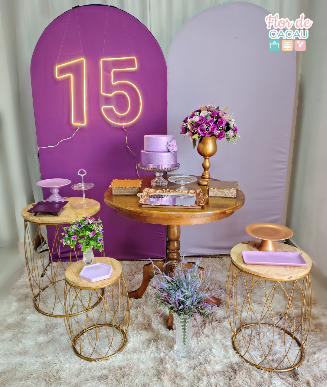Roxo, Lilás E Dourado (Kit Premium) - Locadora Flor de Cacau