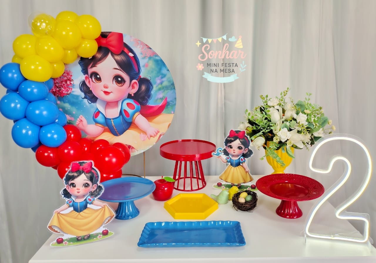 Branca de Neve Cute (Kit Essencial) - Locadora Flor de Cacau