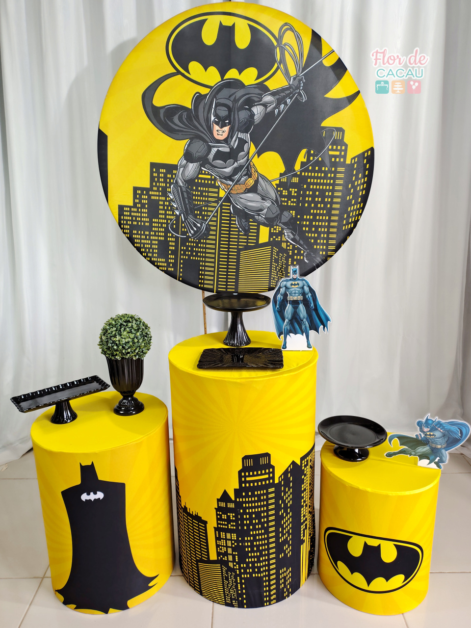 Batman (Kit Essencial) - Locadora Flor de Cacau