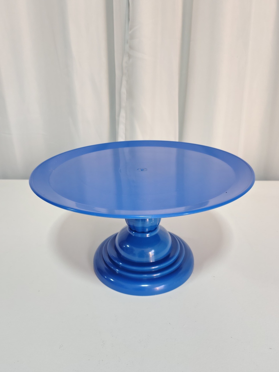 Porta Bolo Azul Escuro M - Locadora Flor de Cacau