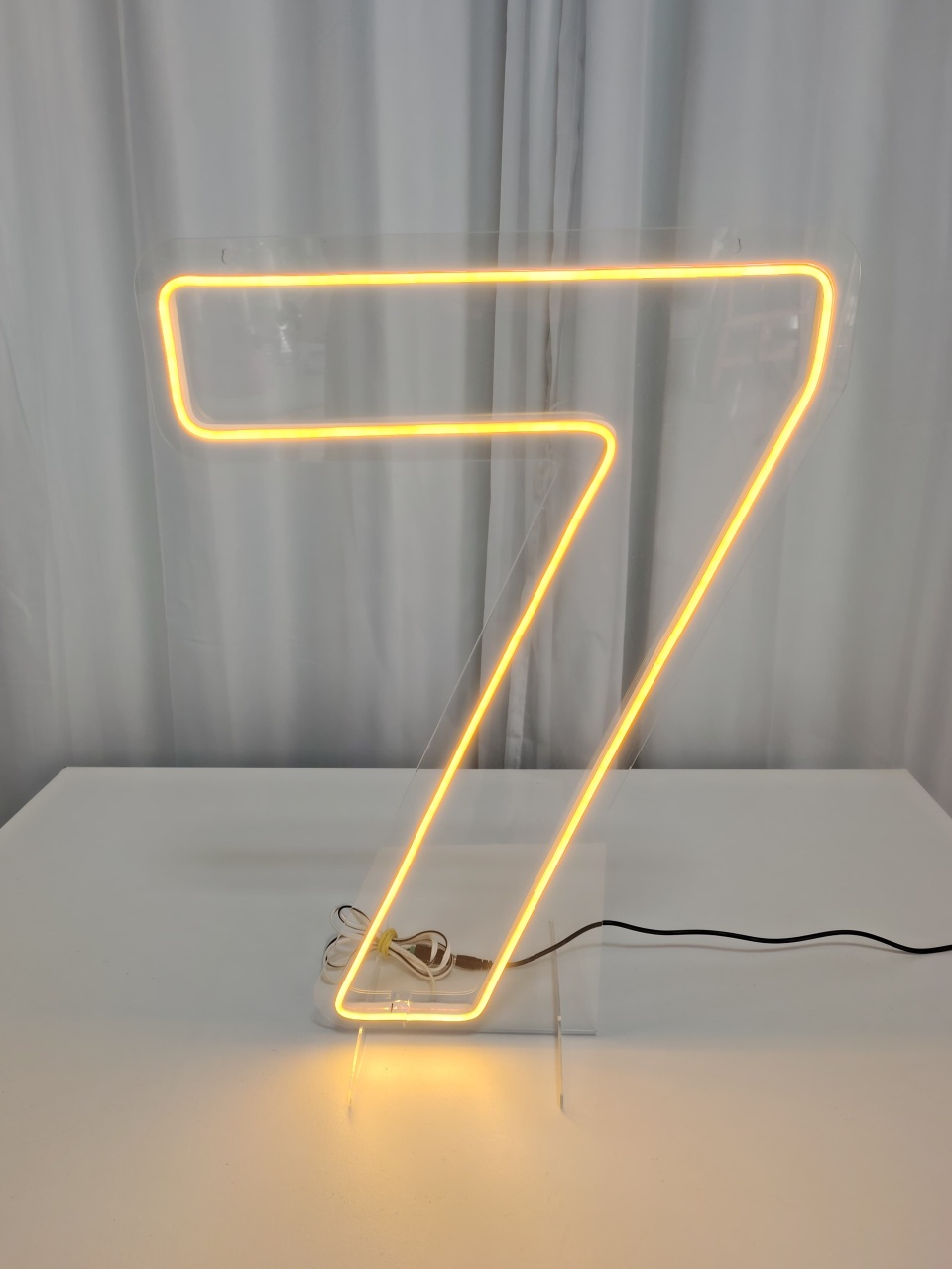 Número de Led 7' (50Cm) - Locadora Flor de Cacau