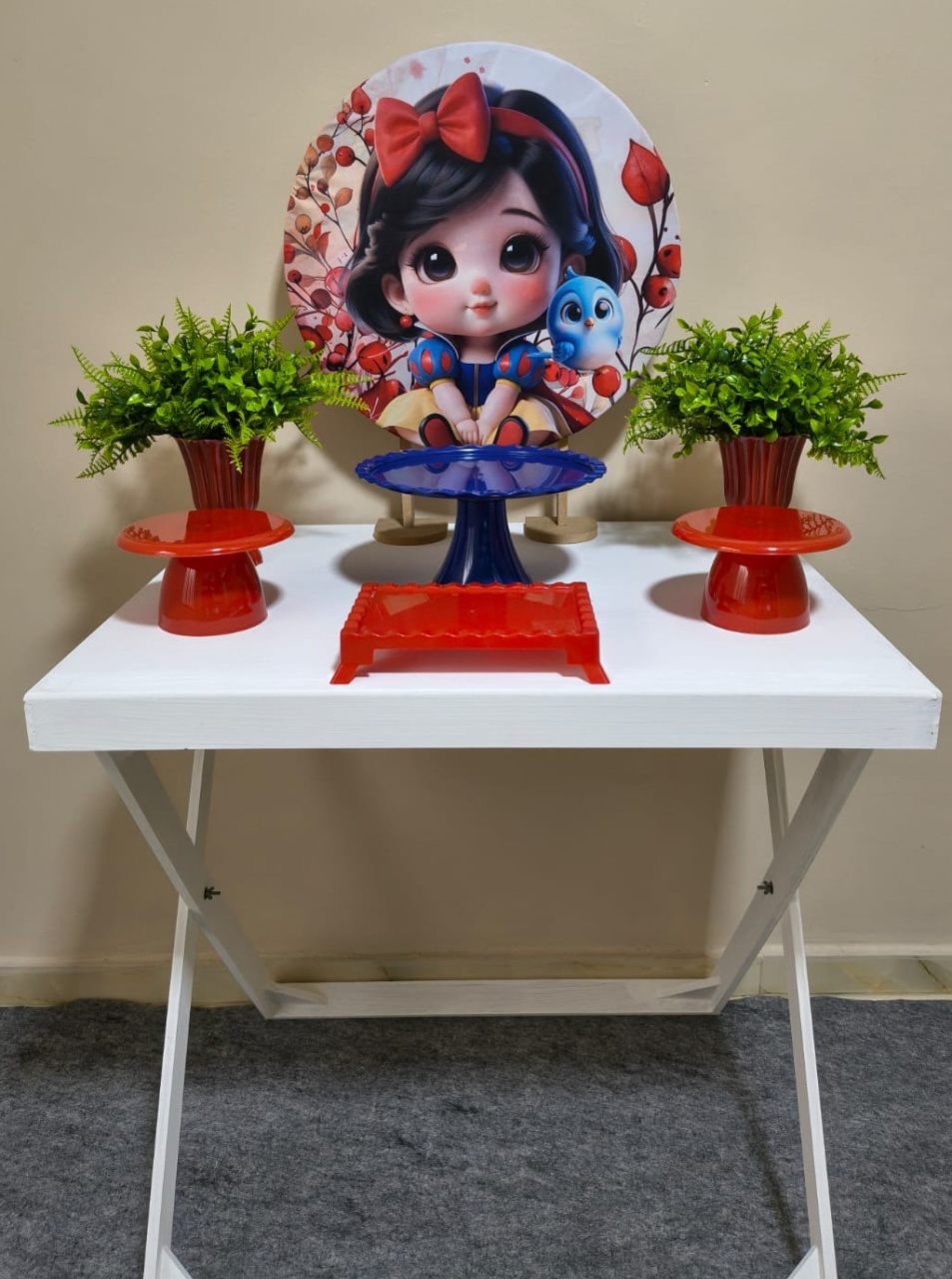 Branca de Neve Cut - GEL.LOCACOES