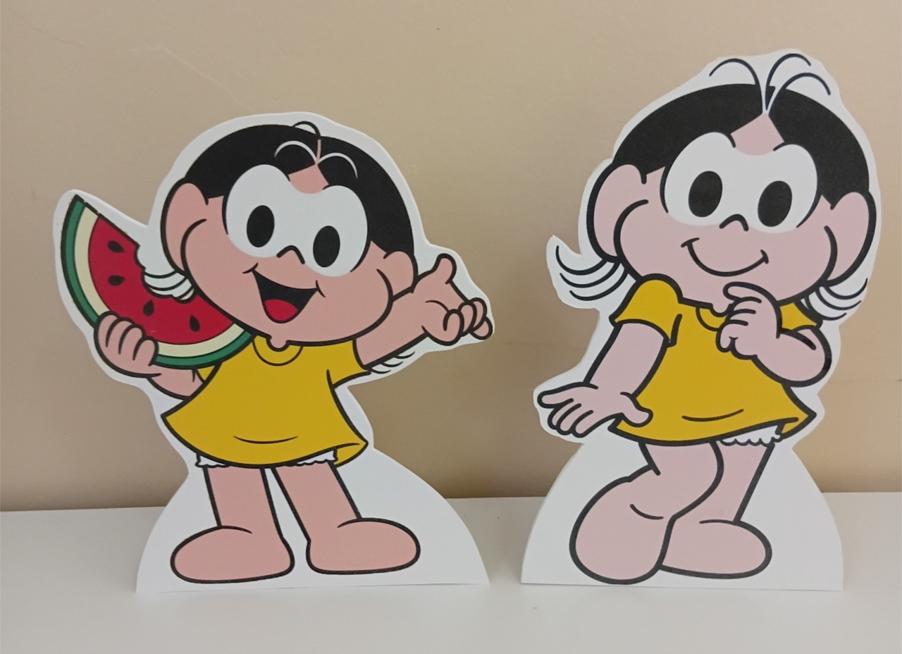Display de Mesa Magali - GEL.LOCACOES