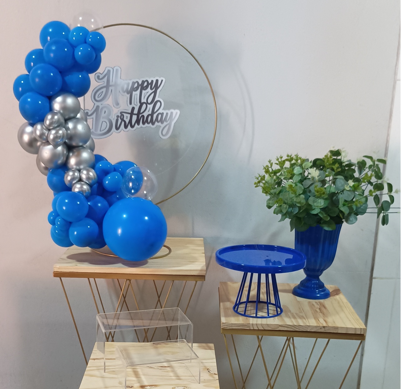Kit de Mesa Com Painel Acrílico - DECORAÊ FESTAS PEGUE E MONTE