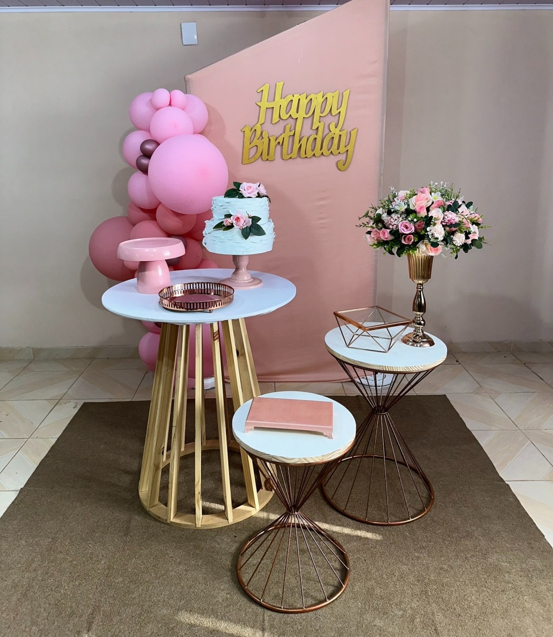 Kit Adulto Rosa 26 - DECOR FESTAS PEGUE MONTE & BALÕES