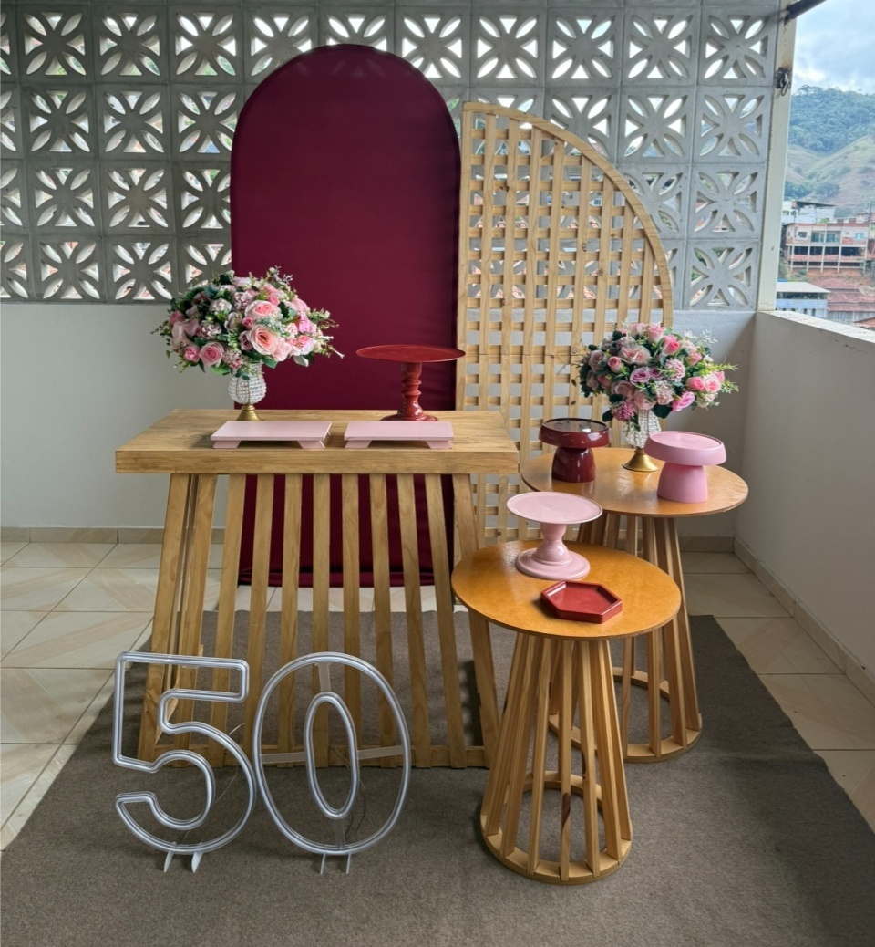 Kit Vinho & Rose - DECOR FESTAS PEGUE MONTE & BALÕES