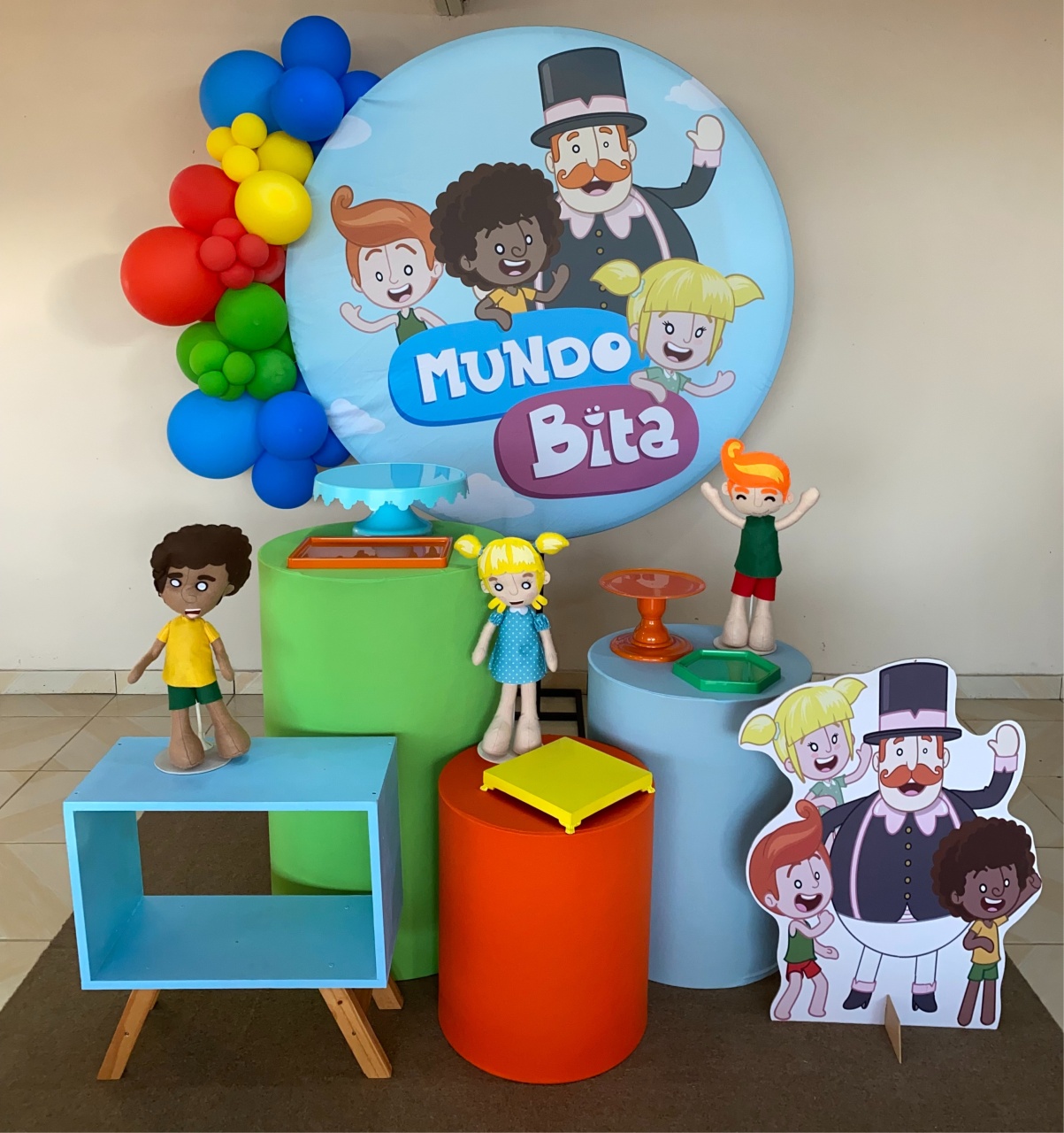 Kit Mundo Bita Menino 1 - DECOR FESTAS PEGUE MONTE & BALÕES