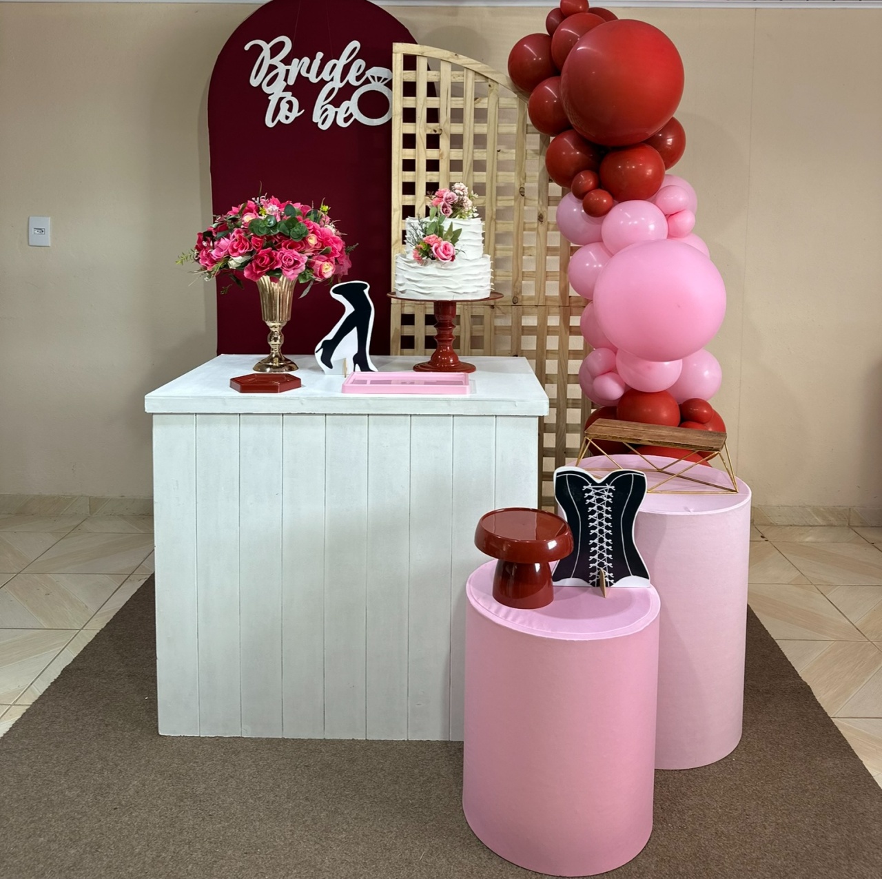 Kit Cha de Lingerie Rosa & Vermelho 4 - DECOR FESTAS PEGUE MONTE & BALÕES