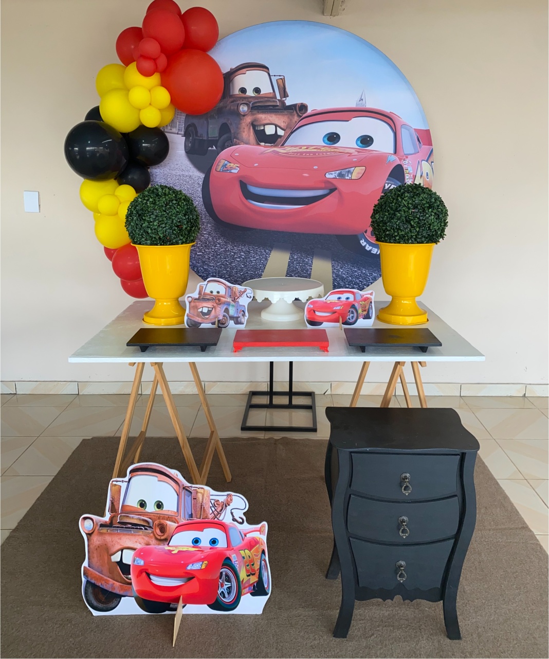 Kit Carros Mcqueen 4 - DECOR FESTAS PEGUE MONTE & BALÕES