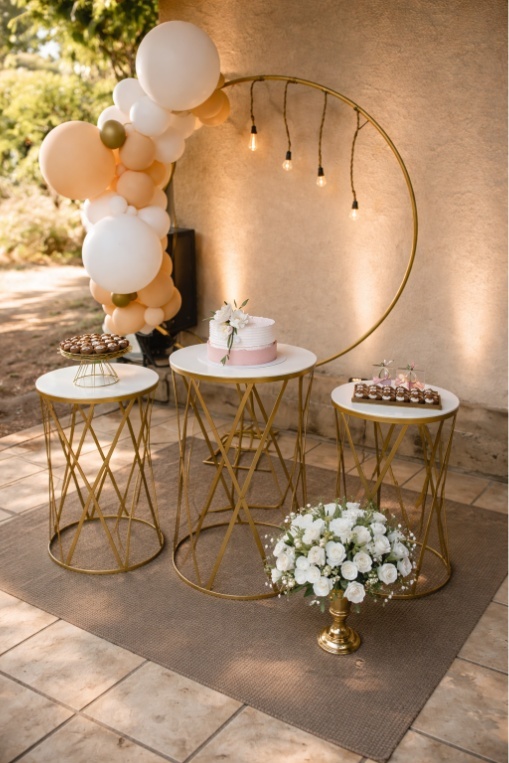 Kit Bege Com Dourado 1 - DECOR FESTAS PEGUE MONTE & BALÕES