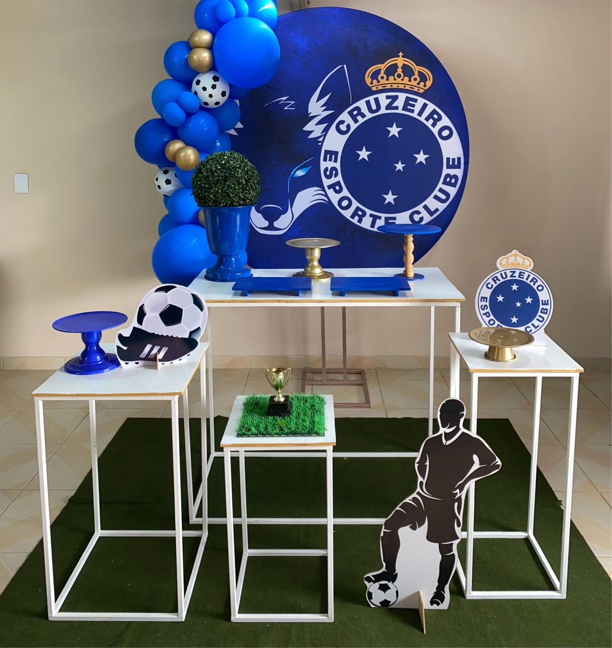 Kit Futebol Cruzeiro 2 - DECOR FESTAS PEGUE MONTE & BALÕES
