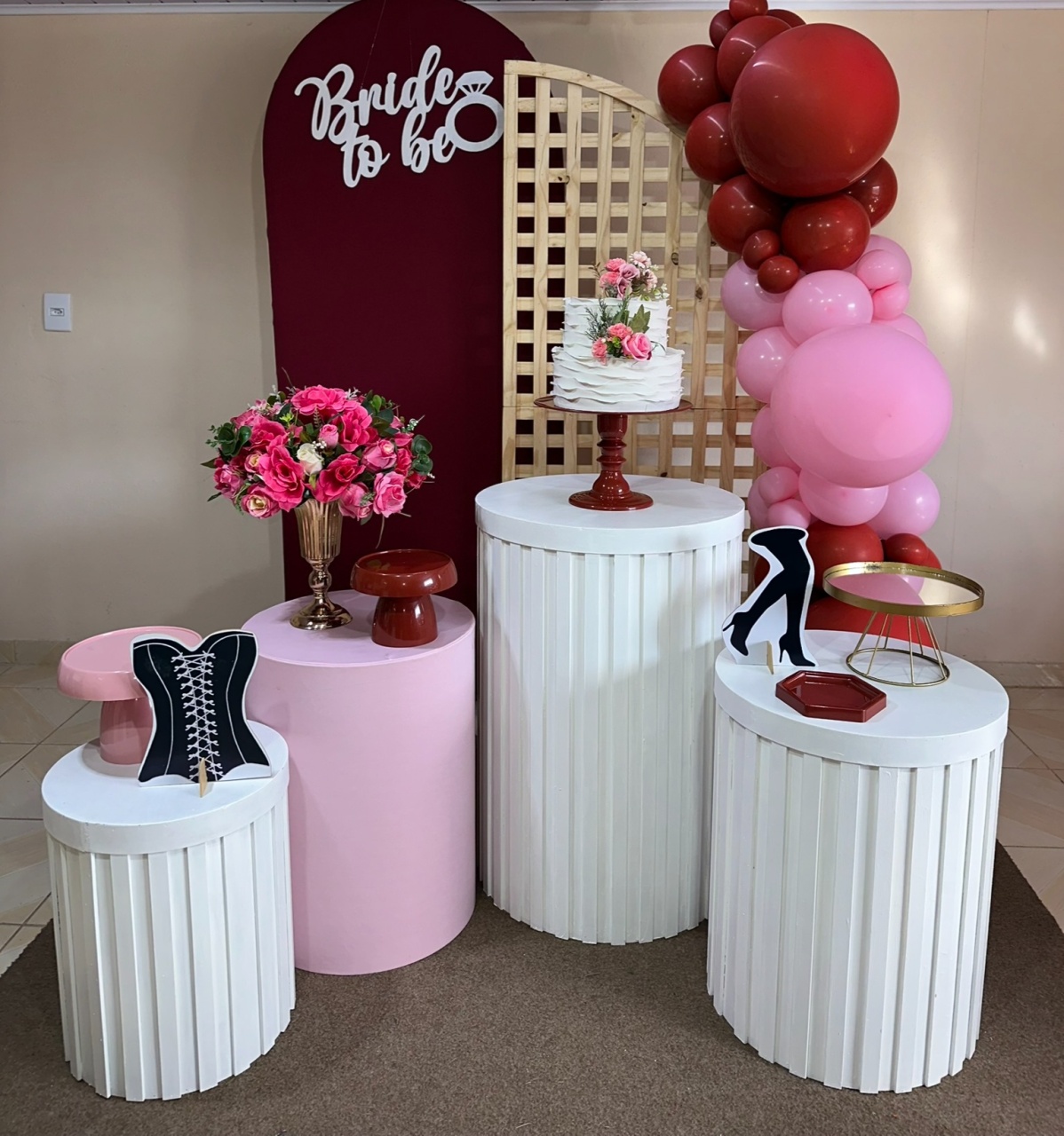 Kit Cha de Lingerie Rosa & Vermelho 2 - DECOR FESTAS PEGUE MONTE & BALÕES