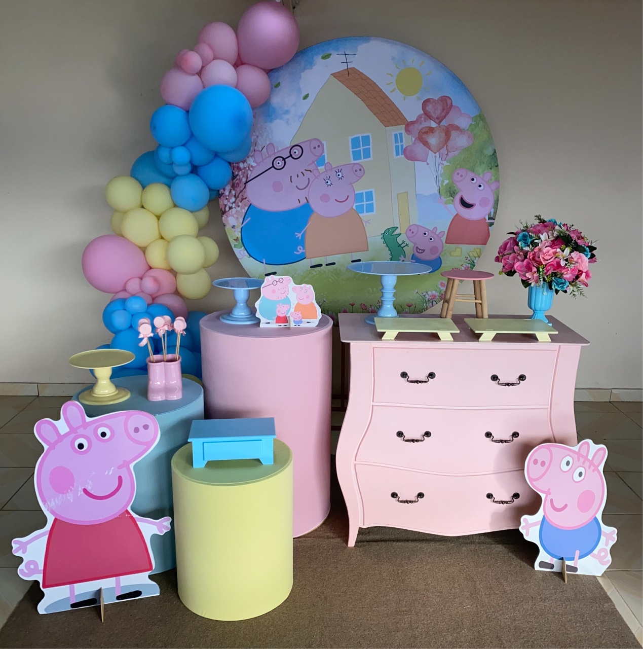 Kit Peppa Pig 3 - DECOR FESTAS PEGUE MONTE & BALÕES