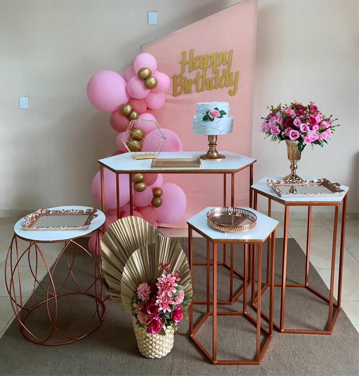 Kit Adulto Rosa 18 - DECOR FESTAS PEGUE MONTE & BALÕES