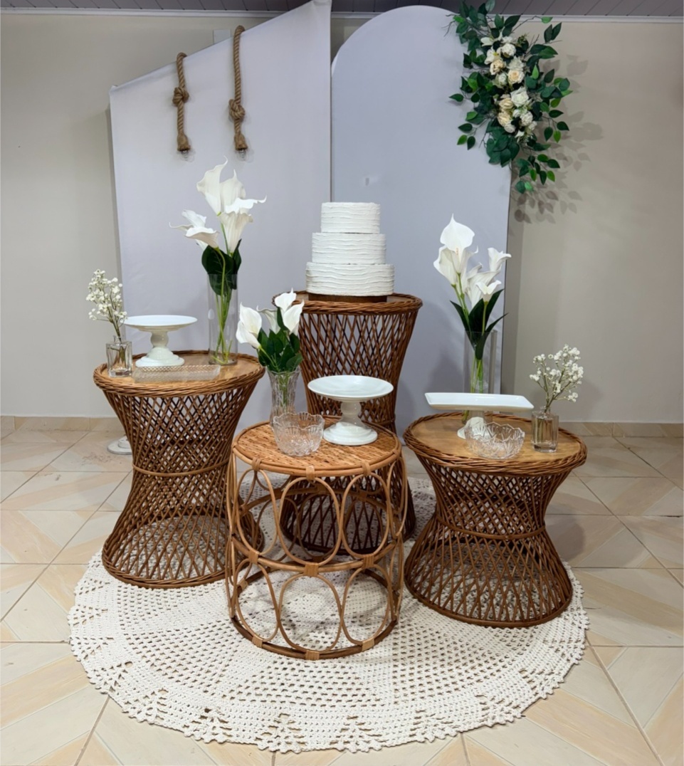 Kit Branco 1 - DECOR FESTAS PEGUE MONTE & BALÕES