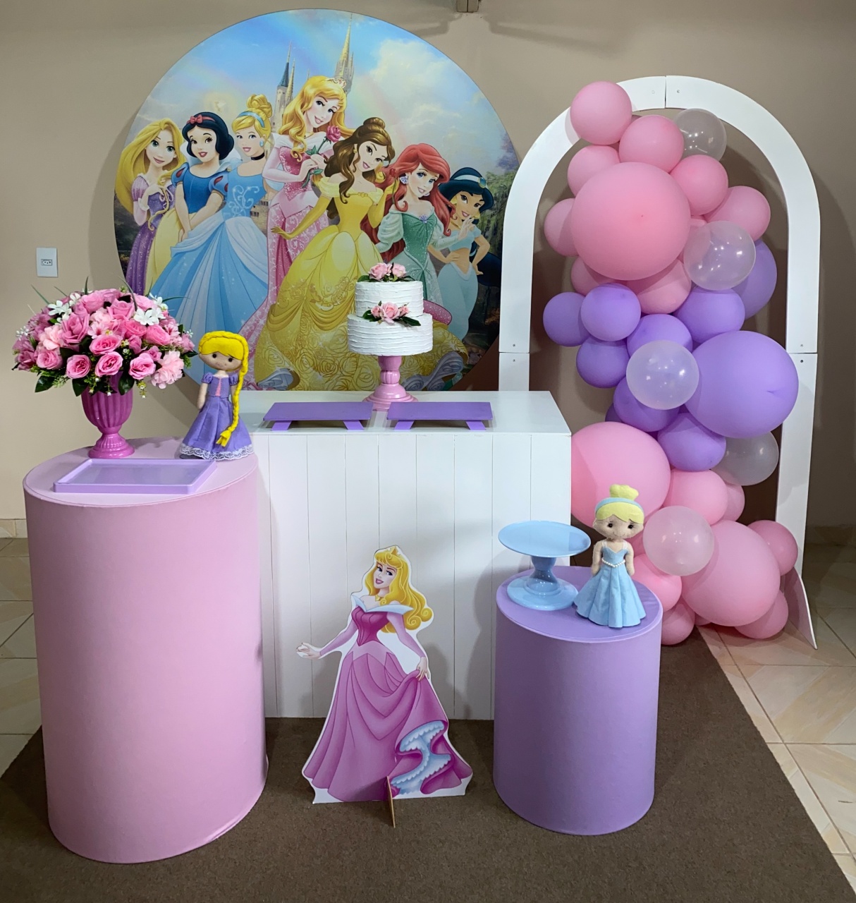 Kit Princesas Disney 6 - DECOR FESTAS PEGUE MONTE & BALÕES