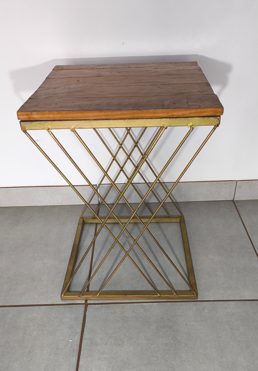 Mesa de Ferro Dourada M - Bel kids festas e eventos 