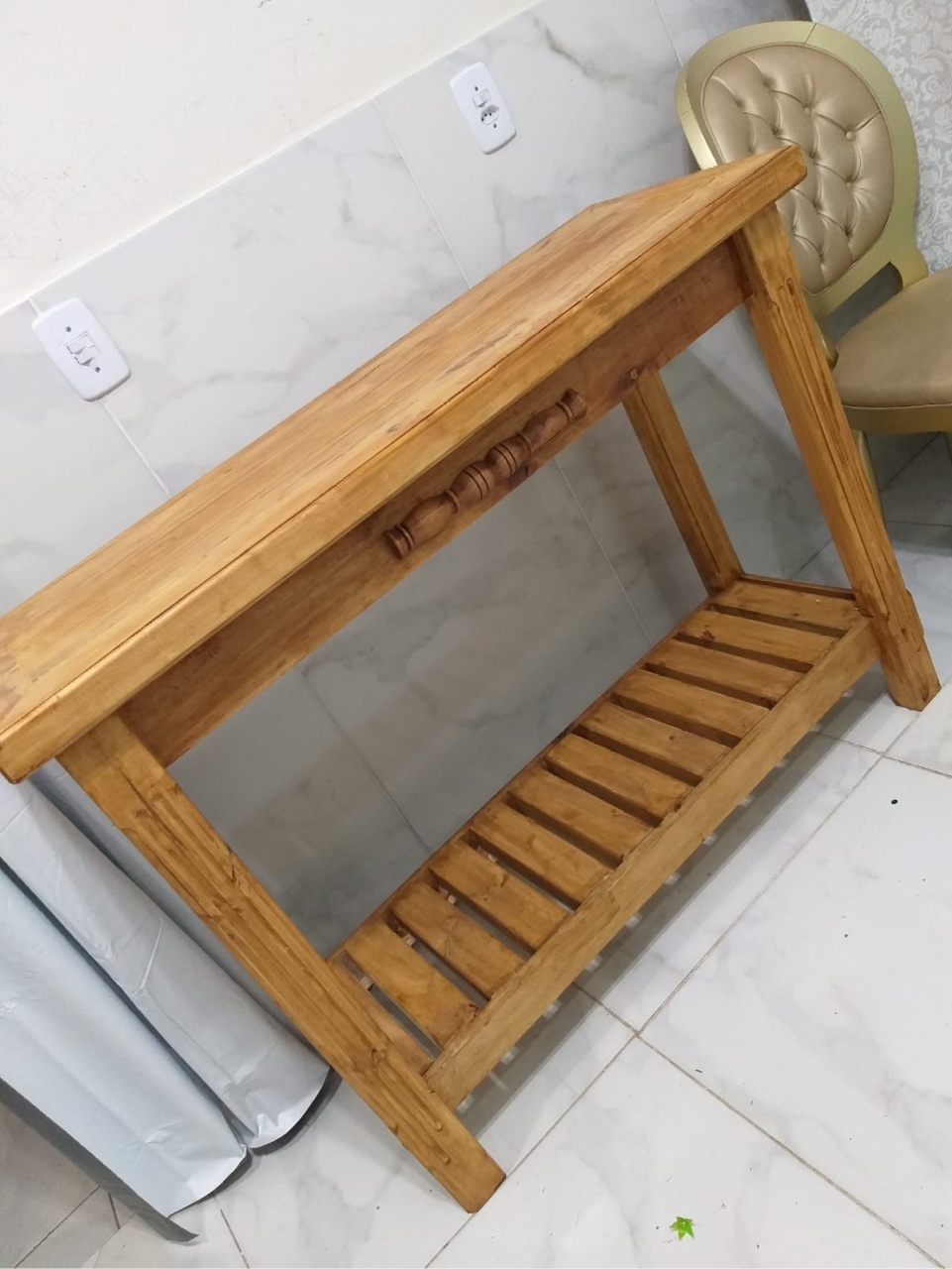 Mesa Aparador Betumado - jessica jardin dos Reis
