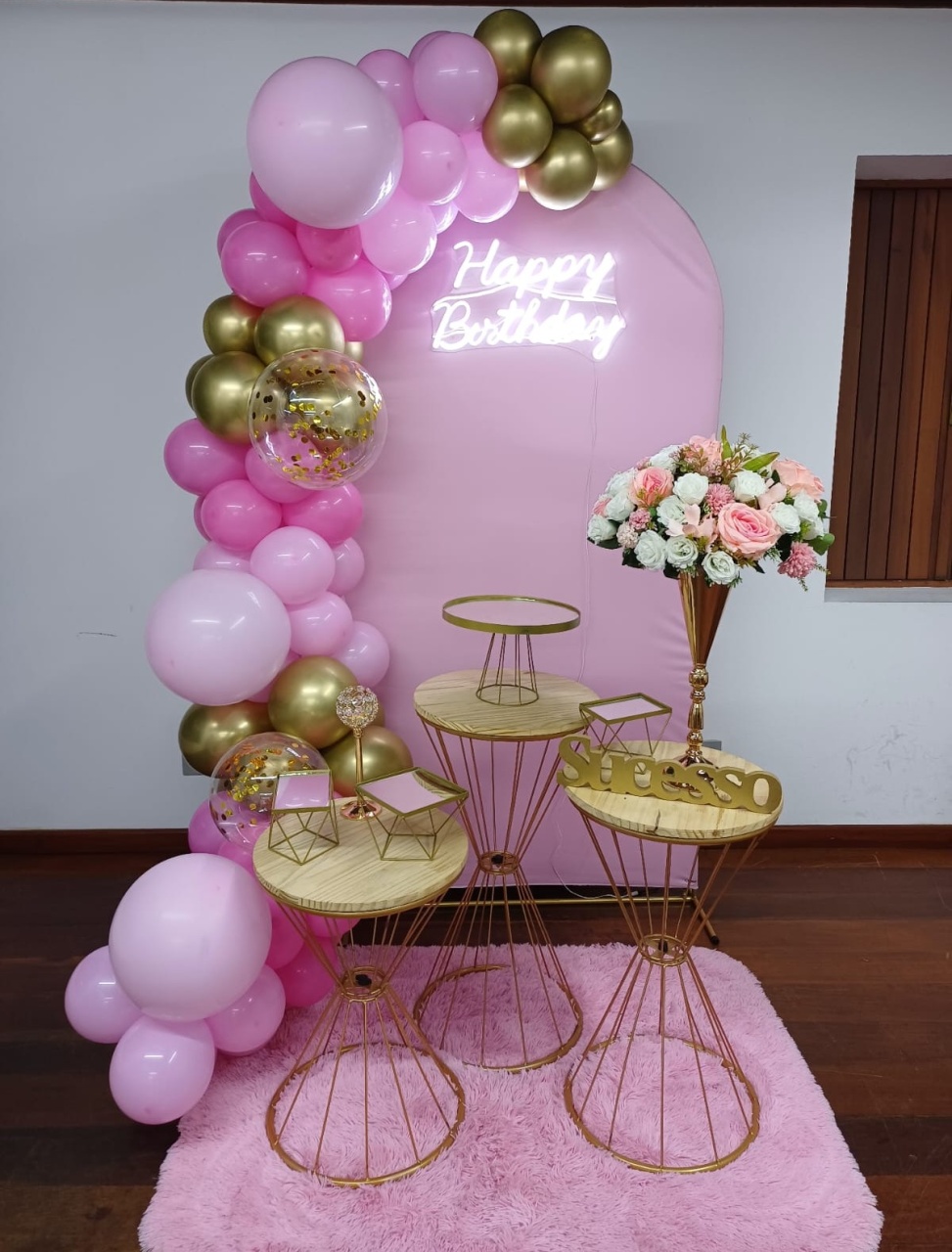 Kit Rosa Com Dourado J.  - jessica jardin dos Reis