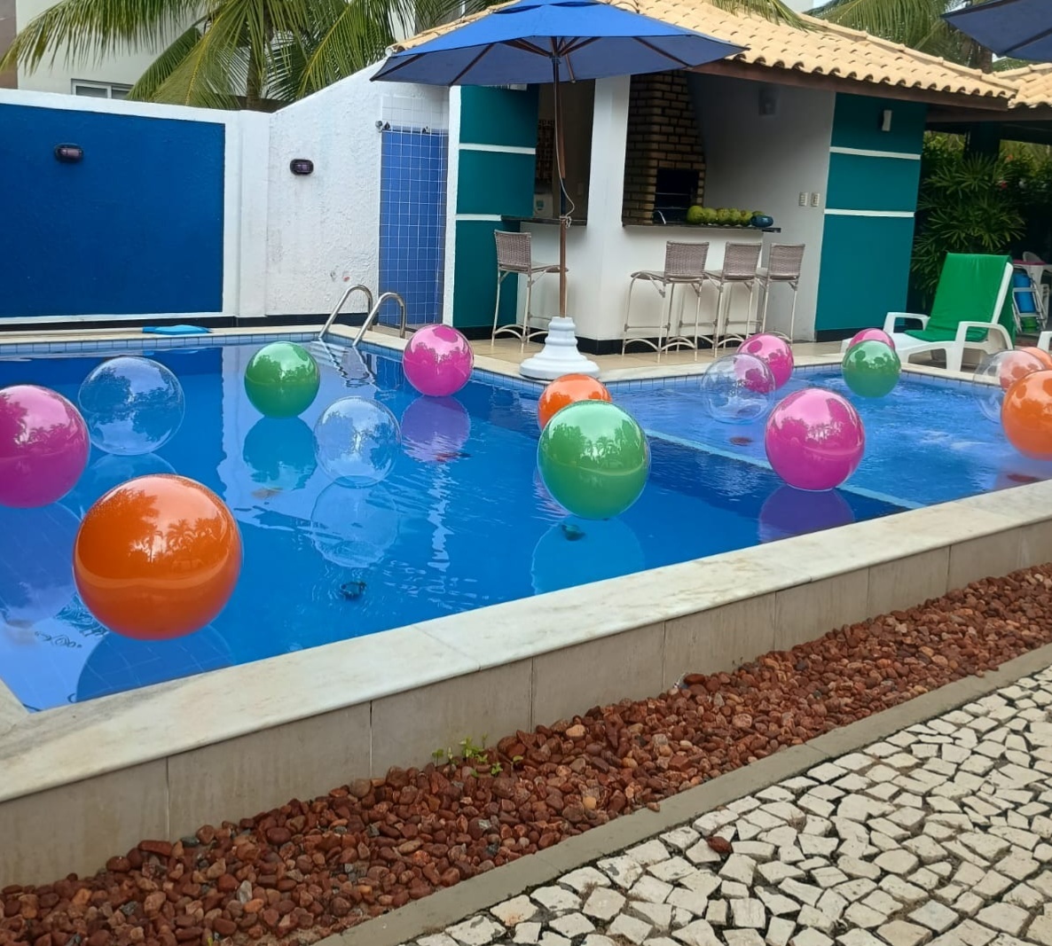 Balão Booble Encapsulado Para Piscina - Mary Decor Festas & Locações