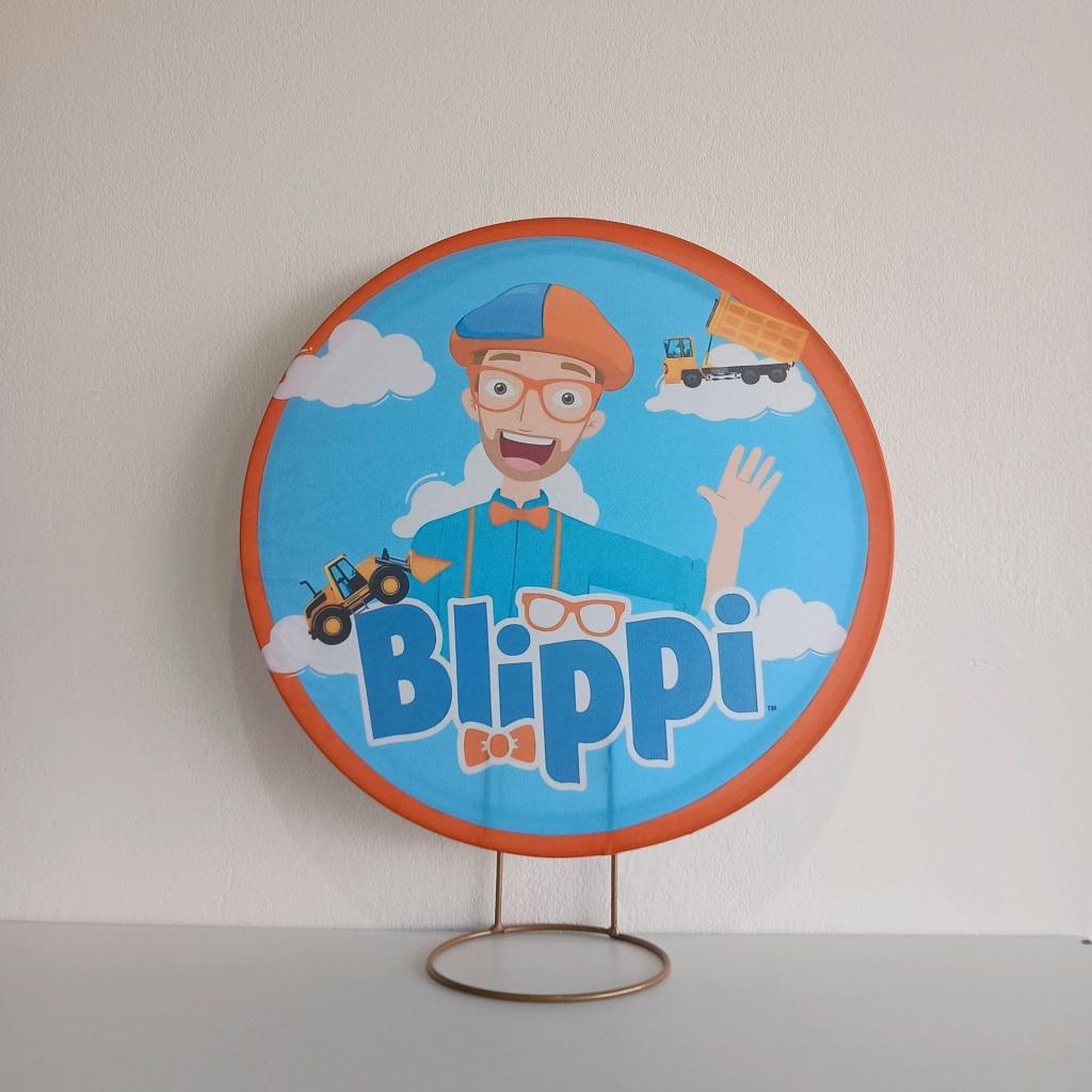 Capa Mini Painel 0.50X0.50 Blippi - Mary Decor Festas & Locações
