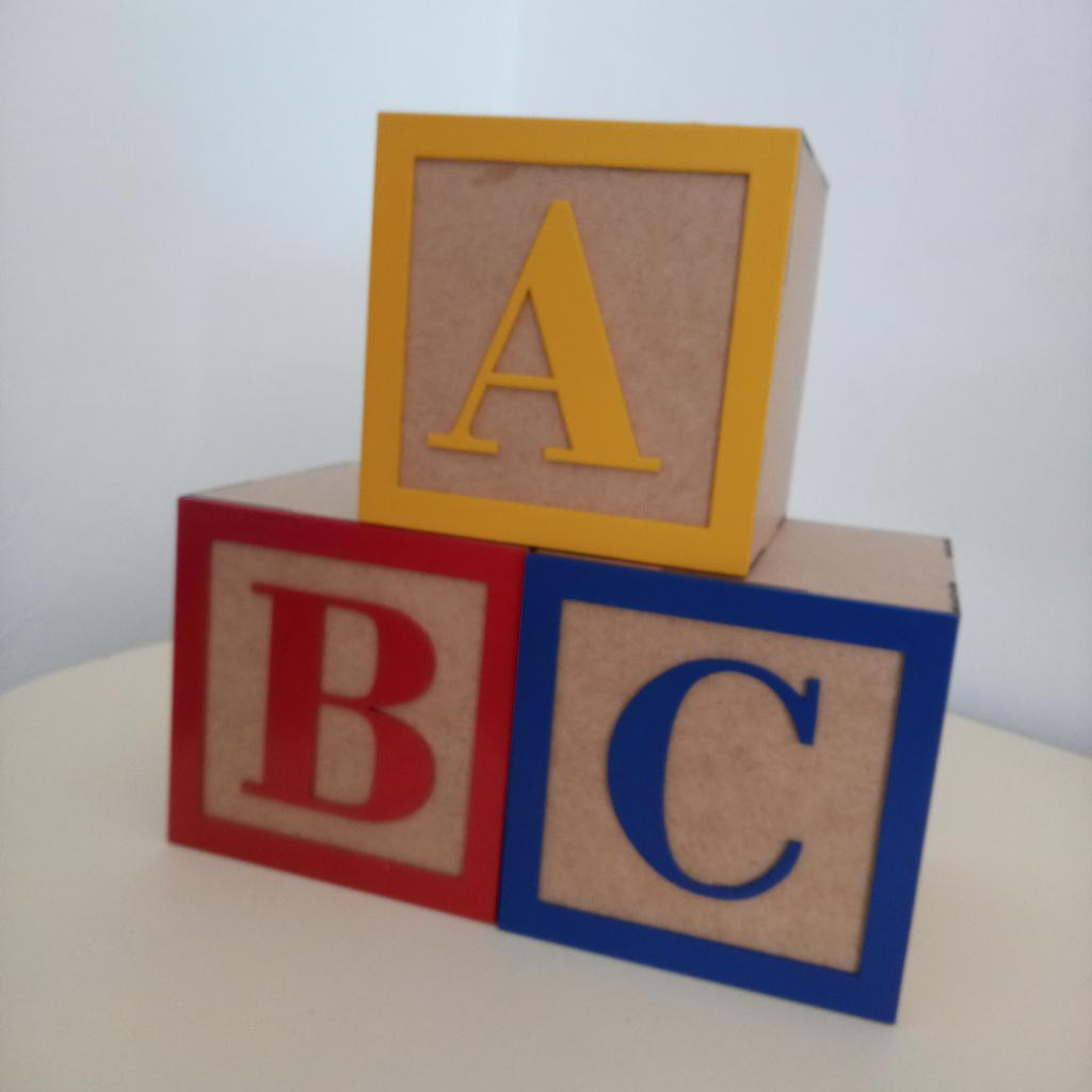 Abc Trio de Cubos - Mary Decor Festas & Locações