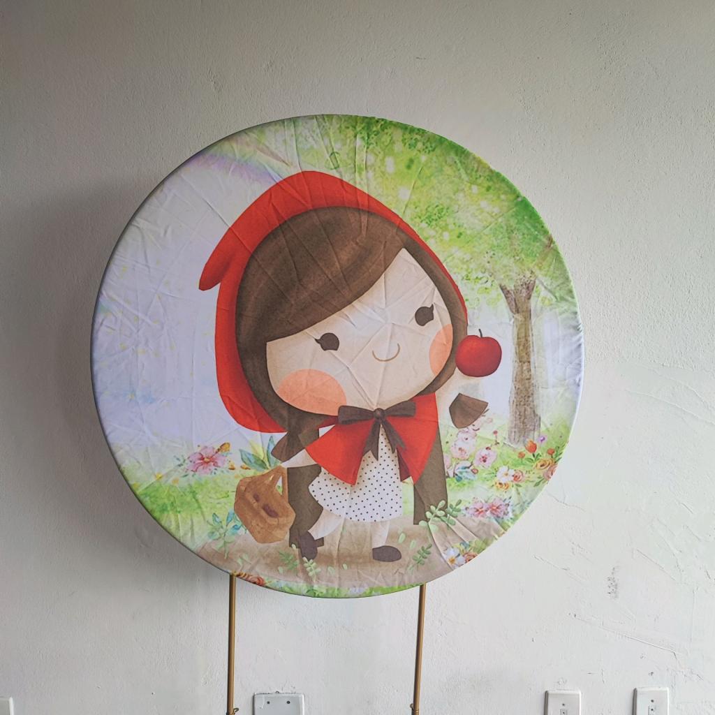 Capa Painel Chapeuzinho Vermelho Medio 1.00X1.00 - Mary Decor Festas & Locações