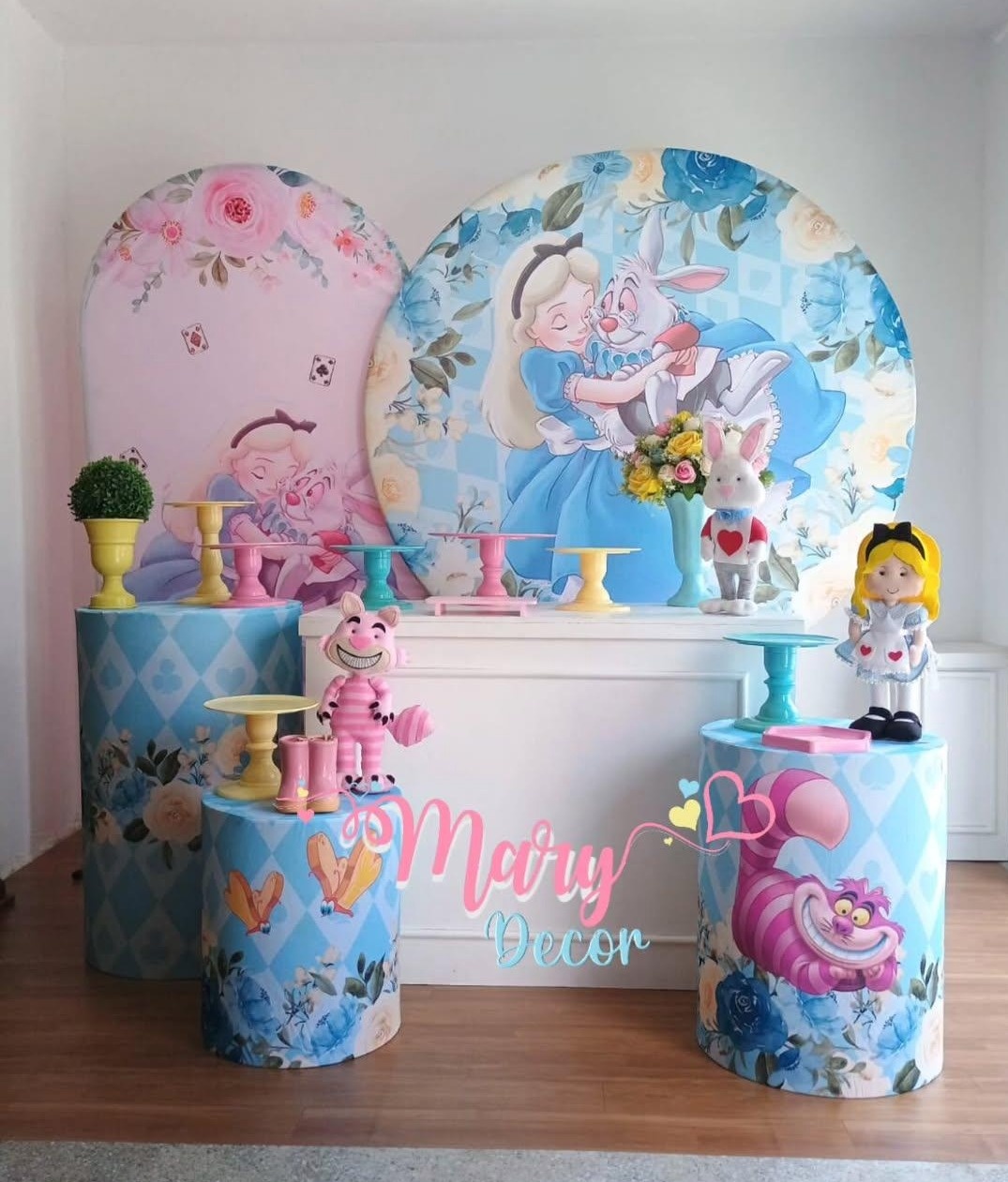 Alice No País das Maravilhas  Kit Comemore - Mary Decor Festas & Locações