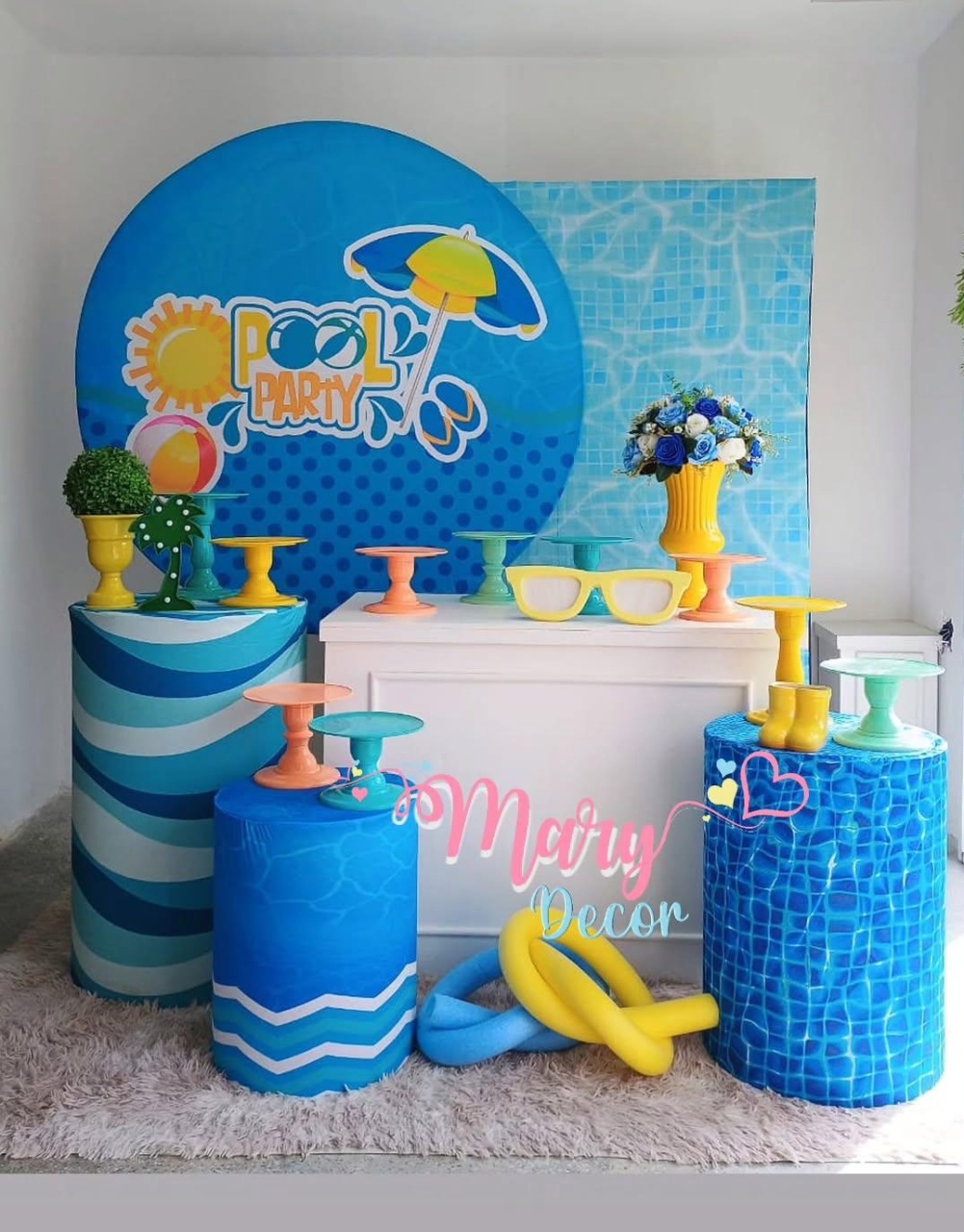 Pool Party  Kit Comemore  - Mary Decor Festas & Locações