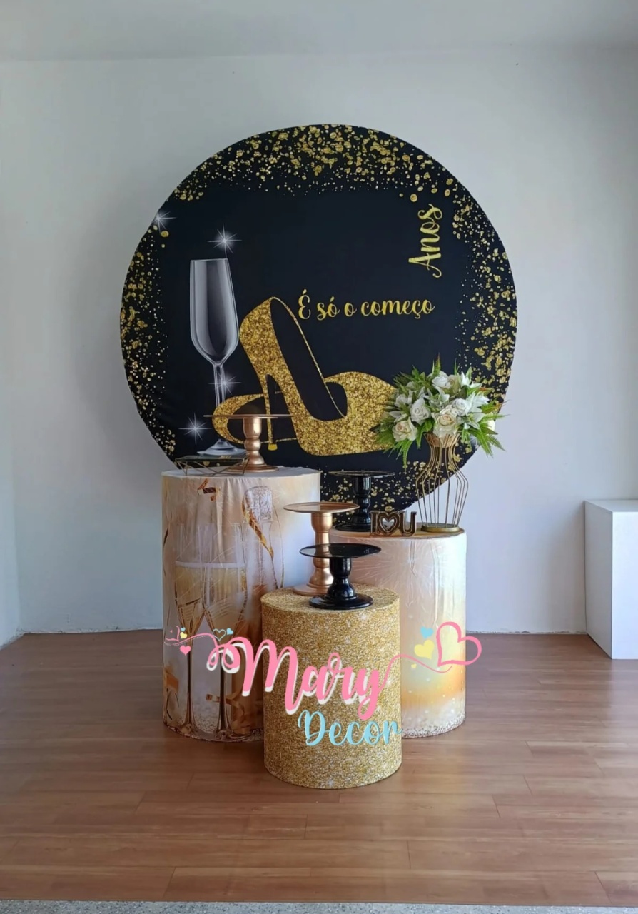 È Só  O Comeco Dourado Kit Só Um Bolinho  - Mary Decor Festas & Locações