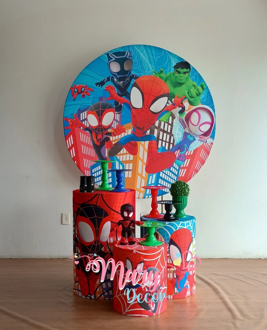 Homem Aranha E Seus Amigos Espetaculares  Kit Só Um Bolinho - Mary Decor Festas & Locações