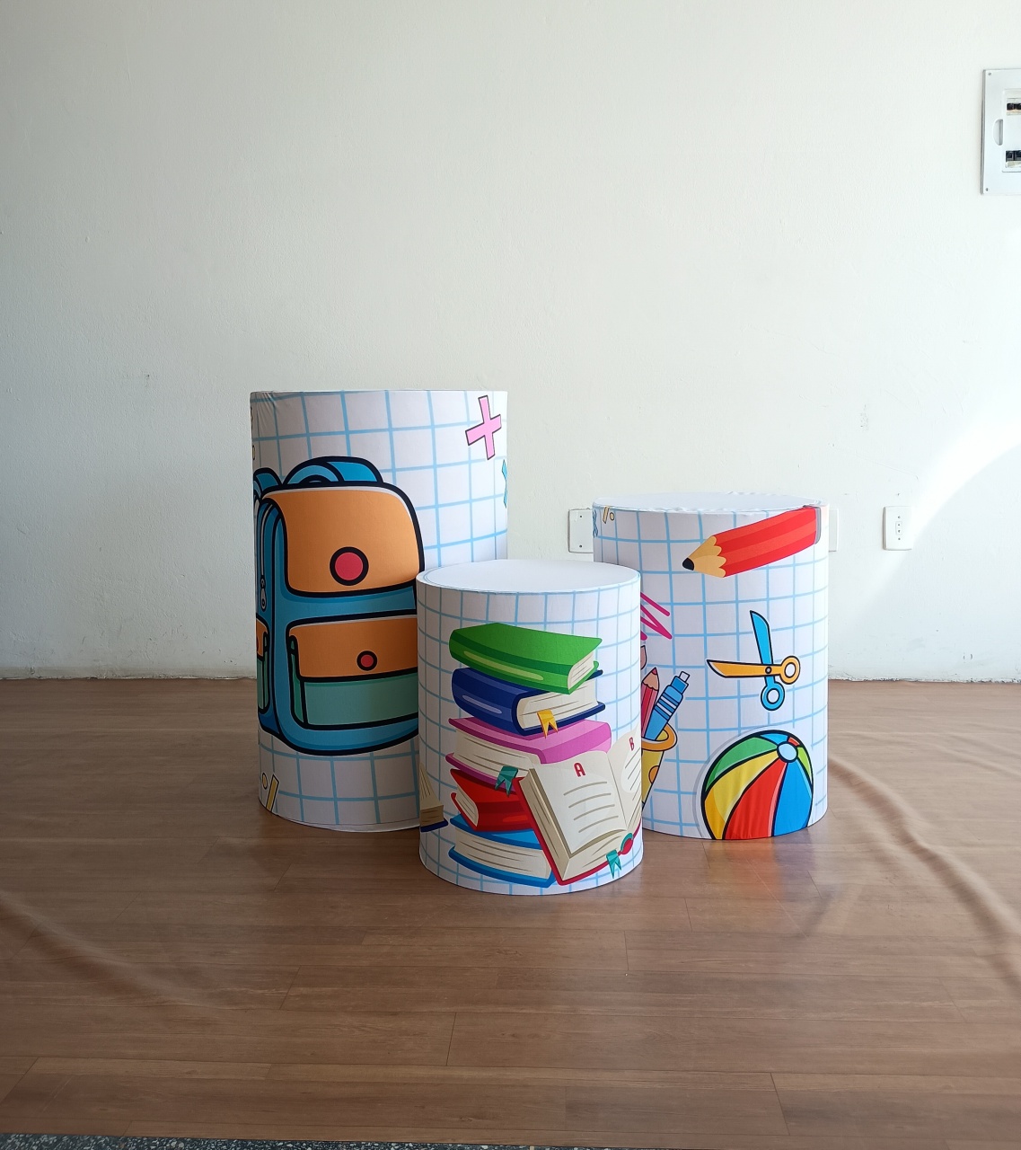 Trio de Capas Cilindros Volta Às Aulas - Mary Decor Festas & Locações
