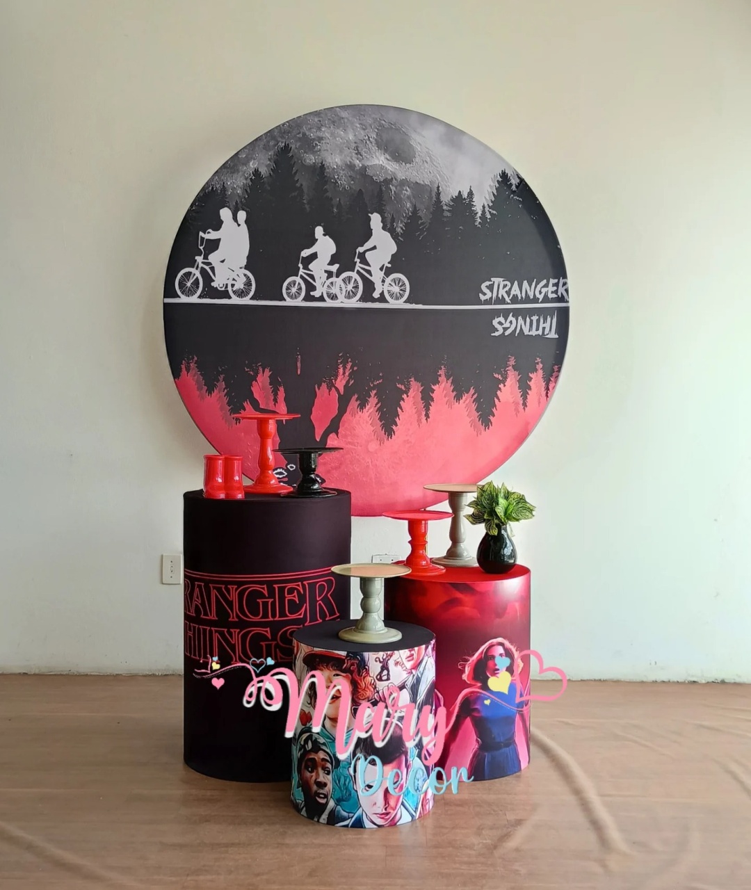 Stranger Things Kit Só Um Bolinho  - Mary Decor Festas & Locações