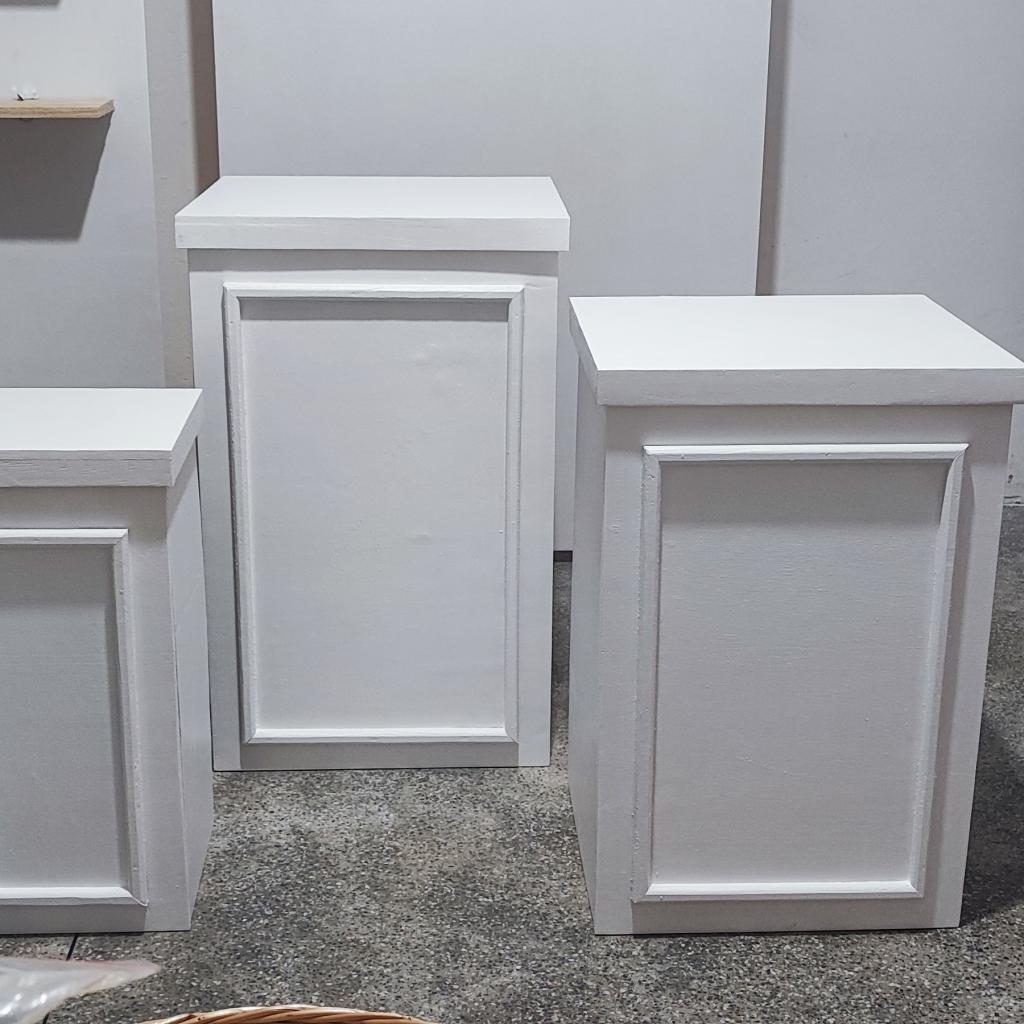Trio de Mesas Boiserie - Mary Decor Festas & Locações