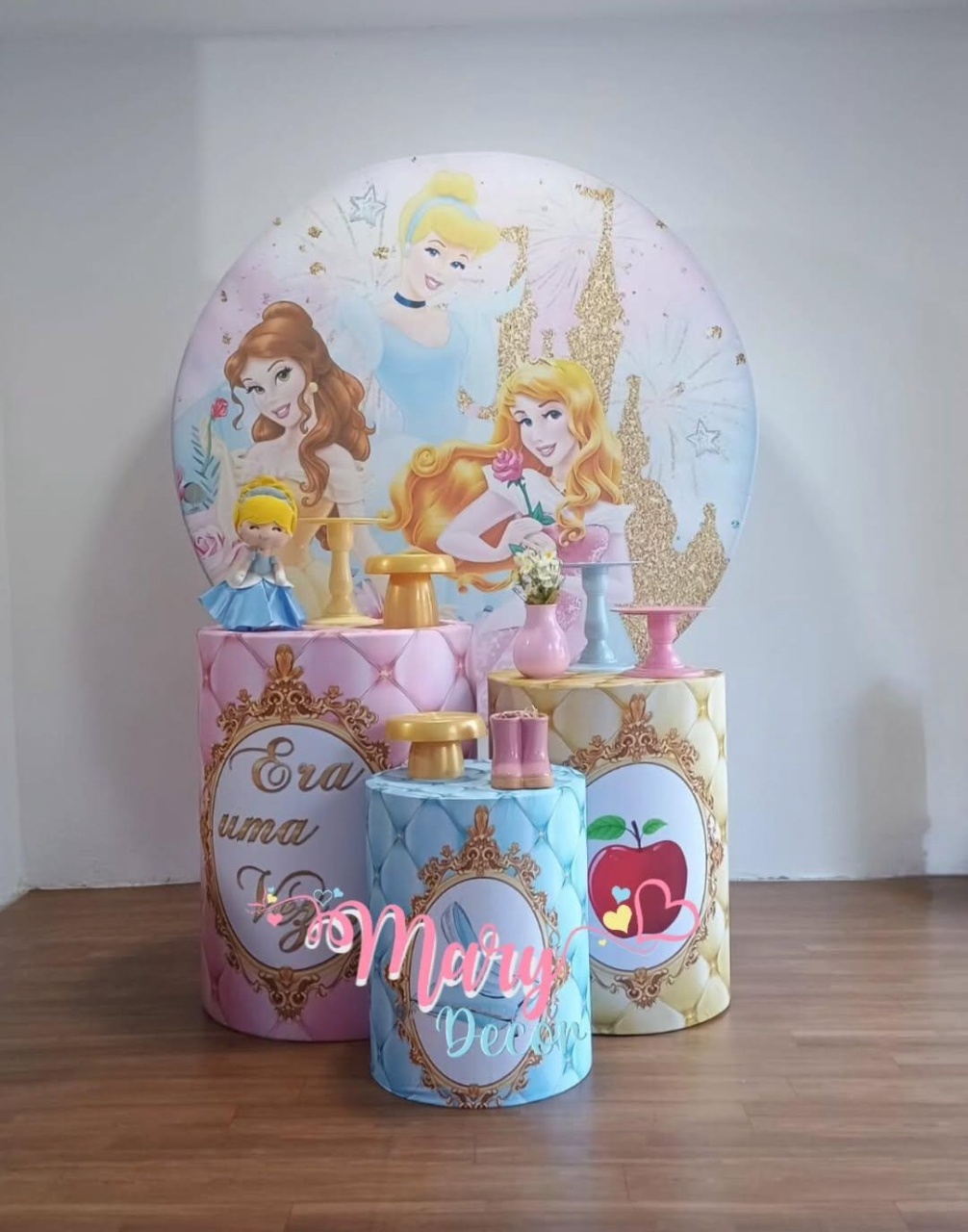 Princesas Kit Só Um Bolinho  - Mary Decor Festas & Locações
