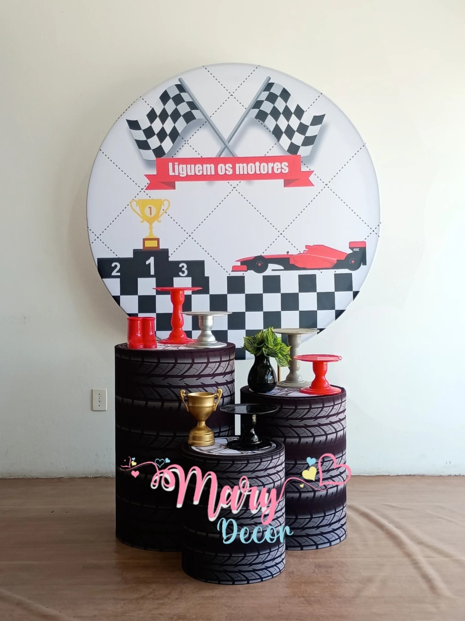 Fórmula 1  Kit  So Um Bolinho  - Mary Decor Festas & Locações