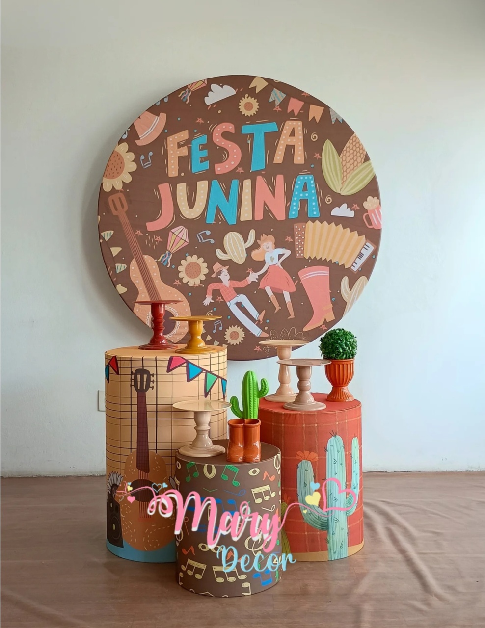 São João Kit Só Um Bolinho  - Mary Decor Festas & Locações