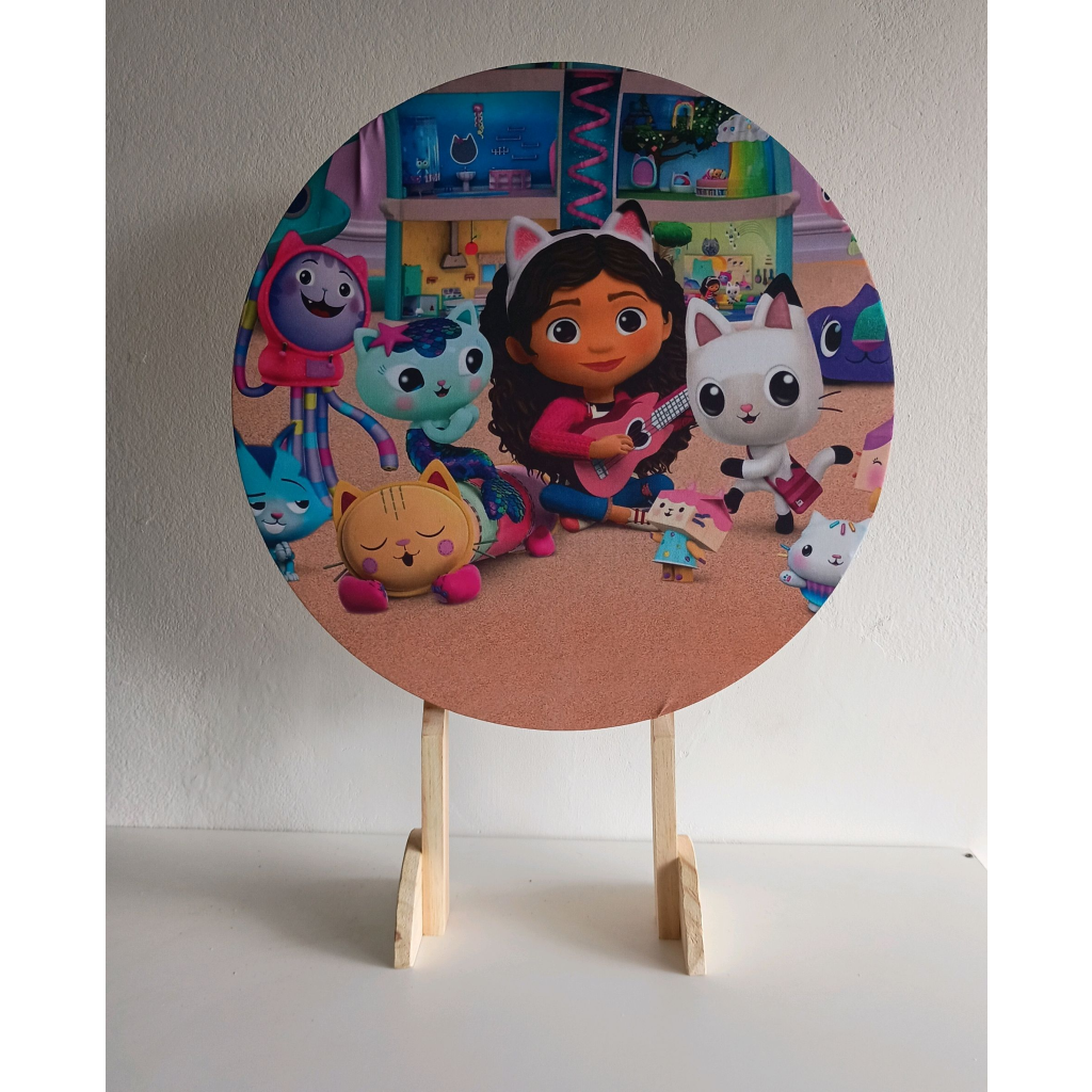 Capa Mini Painel 50X50 Casa Mágica da Gaby - Mary Decor Festas & Locações