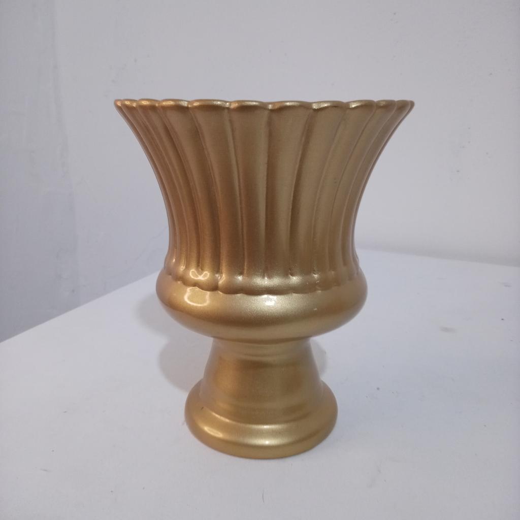 Vaso Ceramica Dourado M - Mary Decor Festas & Locações