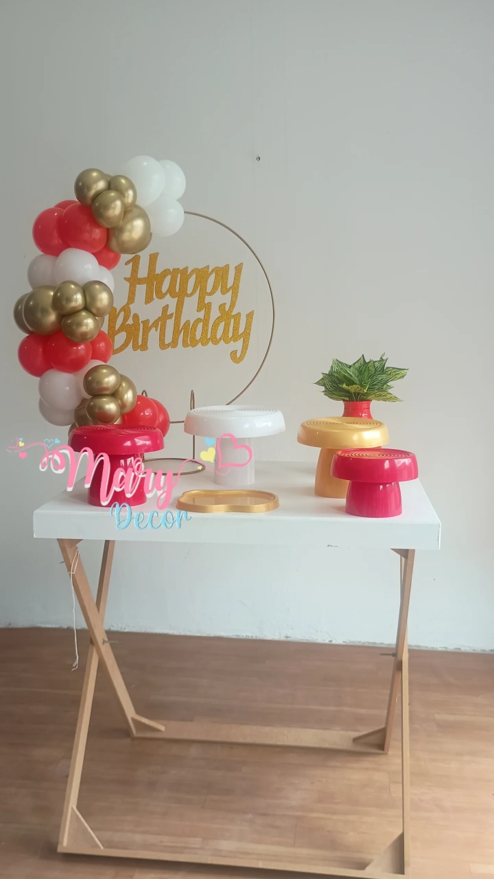 Mini Kit Dourado E Vermelho  - Mary Decor Festas & Locações