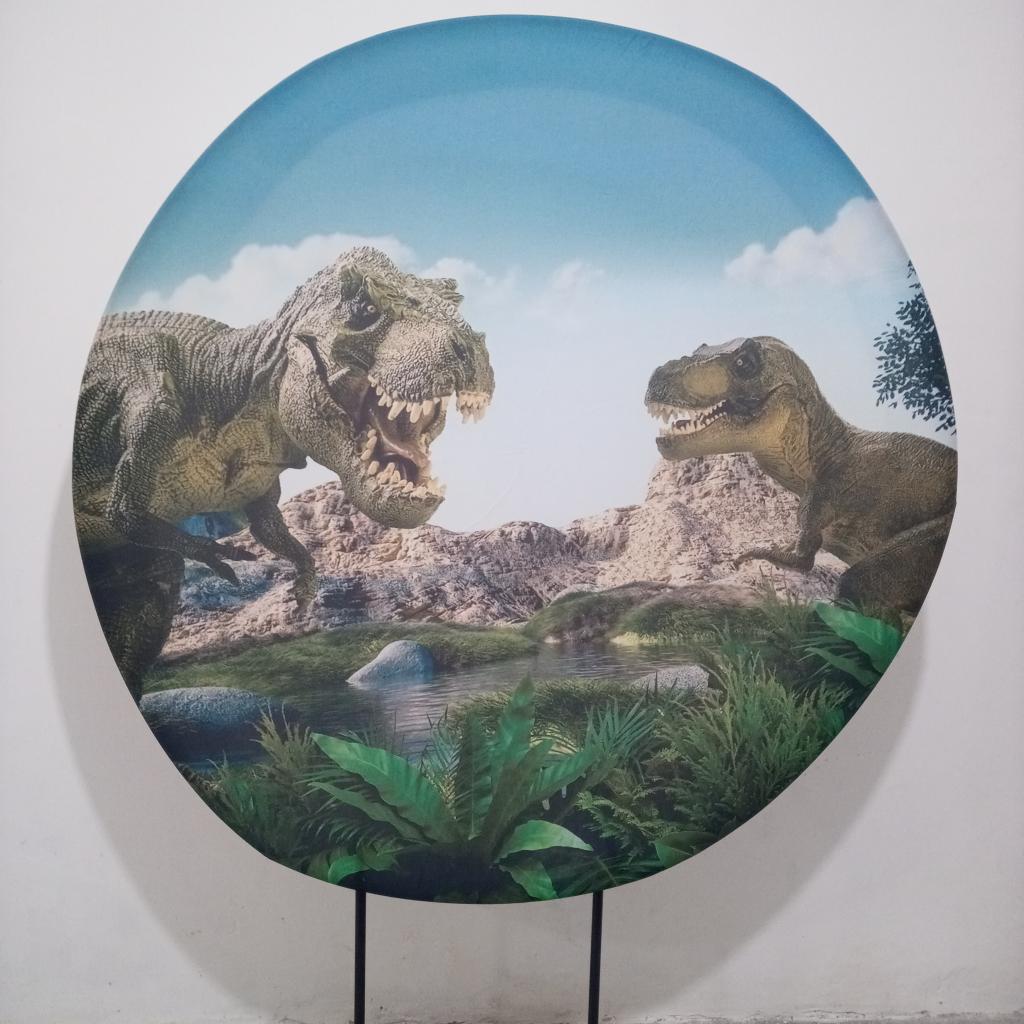 Painel Redondo Dinossauros - Mary Decor Festas & Locações