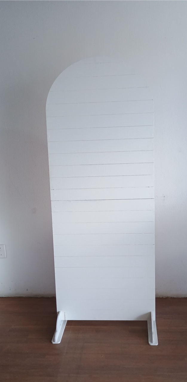 Painel Branco Pequeno Mdf Desmontavel - Mary Decor Festas & Locações