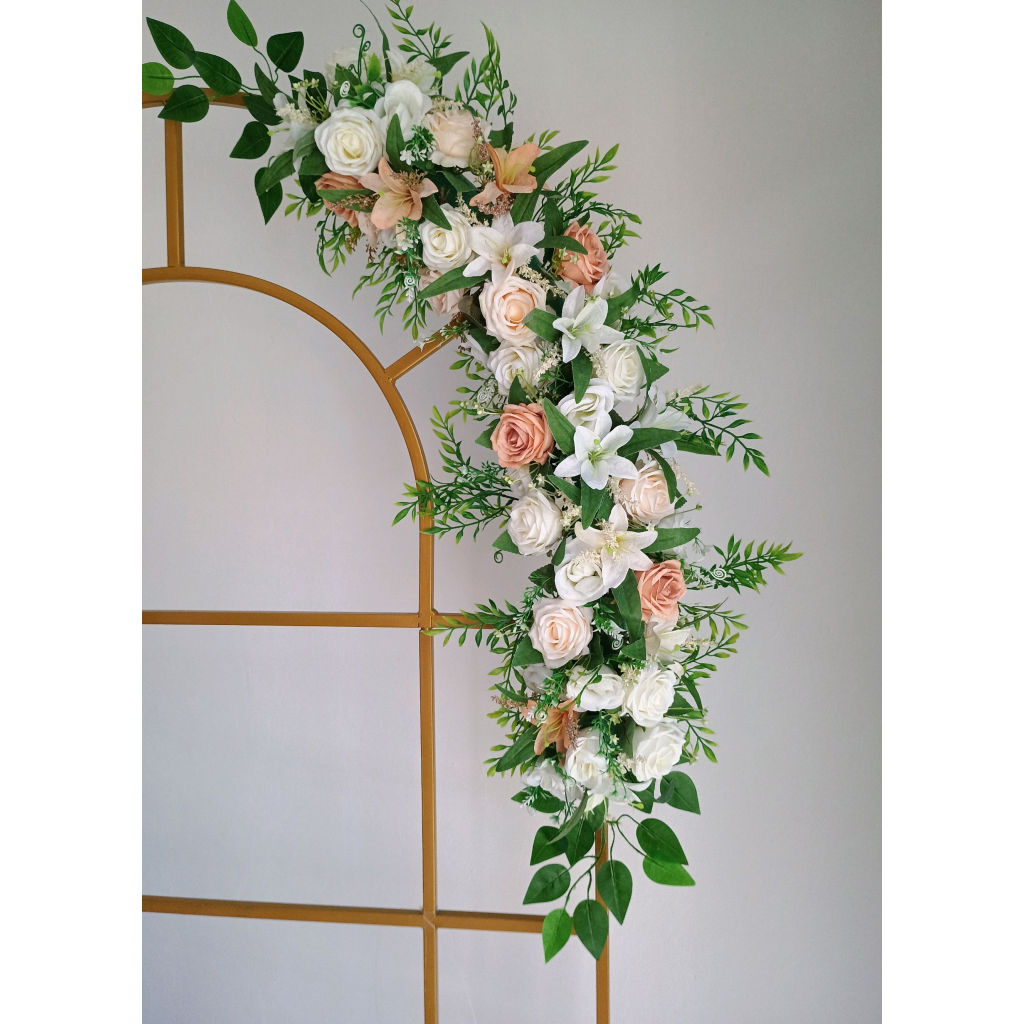 Arranjo Floral Esponja - Mary Decor Festas & Locações