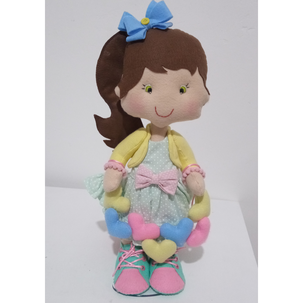 Boneca Menina Coracao - Mary Decor Festas & Locações