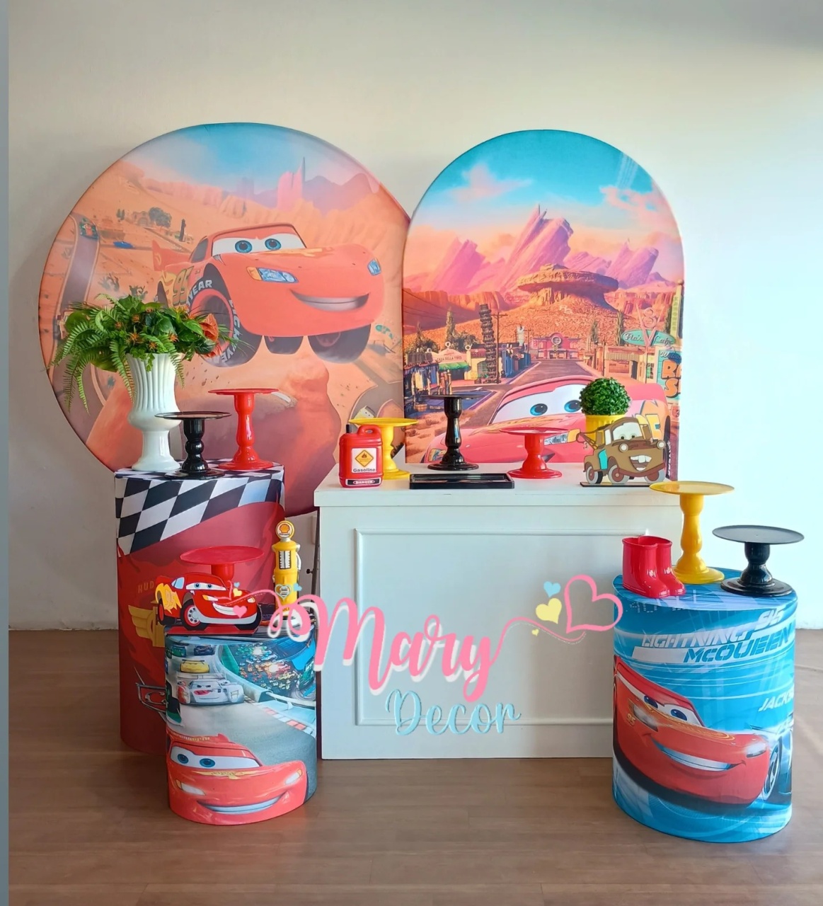 Carros Kit  Comemore - Mary Decor Festas & Locações