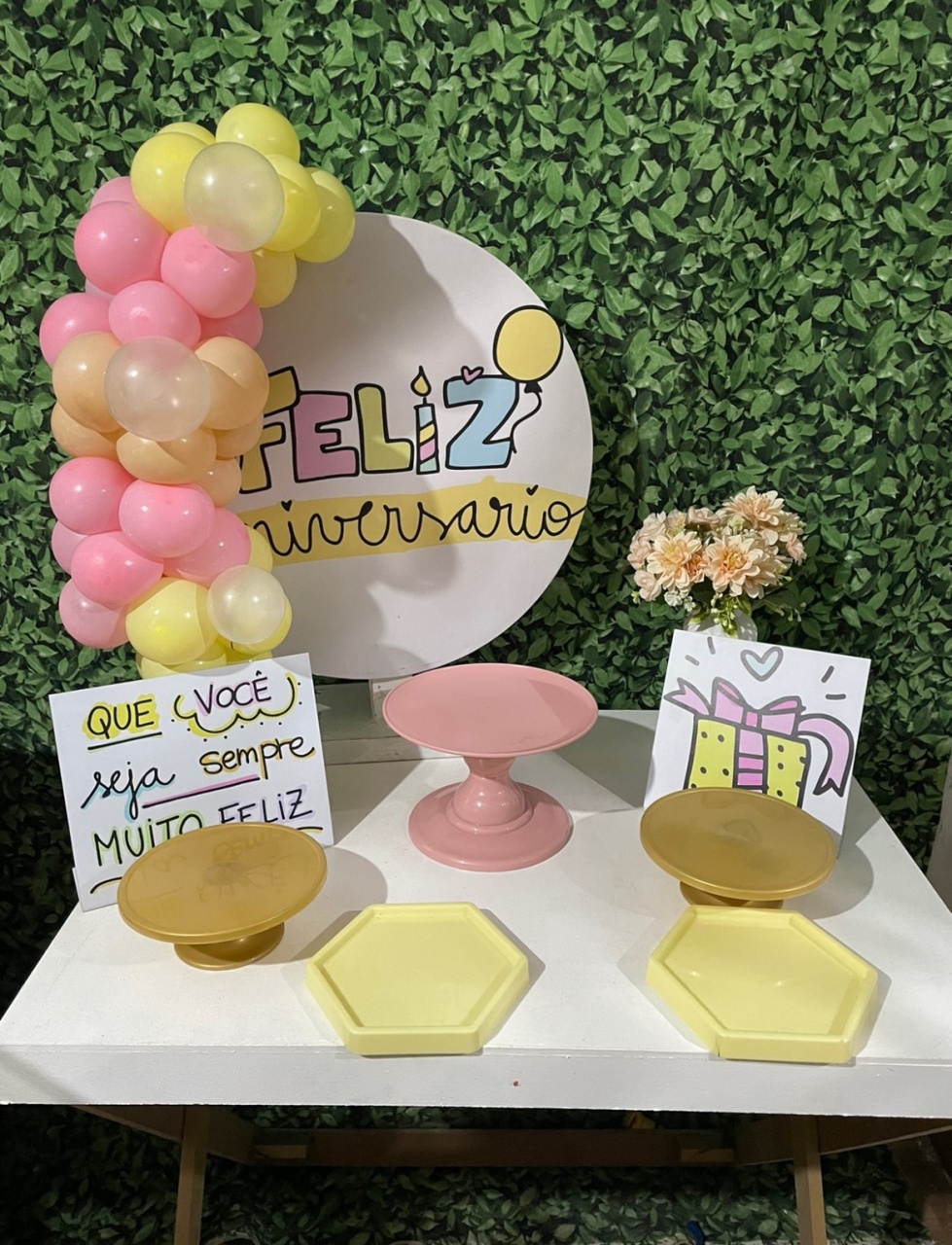 Kit Mesa Adulto Feliz Aniversário 1 - Pegue Monte das Amigas
