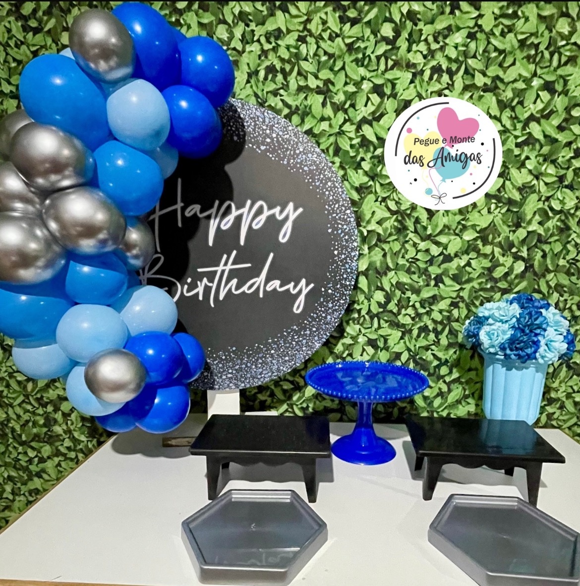 Kit Mesa Adulto Happy Birthday 2 - Pegue Monte das Amigas