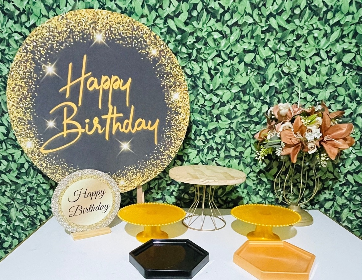 Kit Mesa Adulto Happy Birthday 6 - Pegue Monte das Amigas