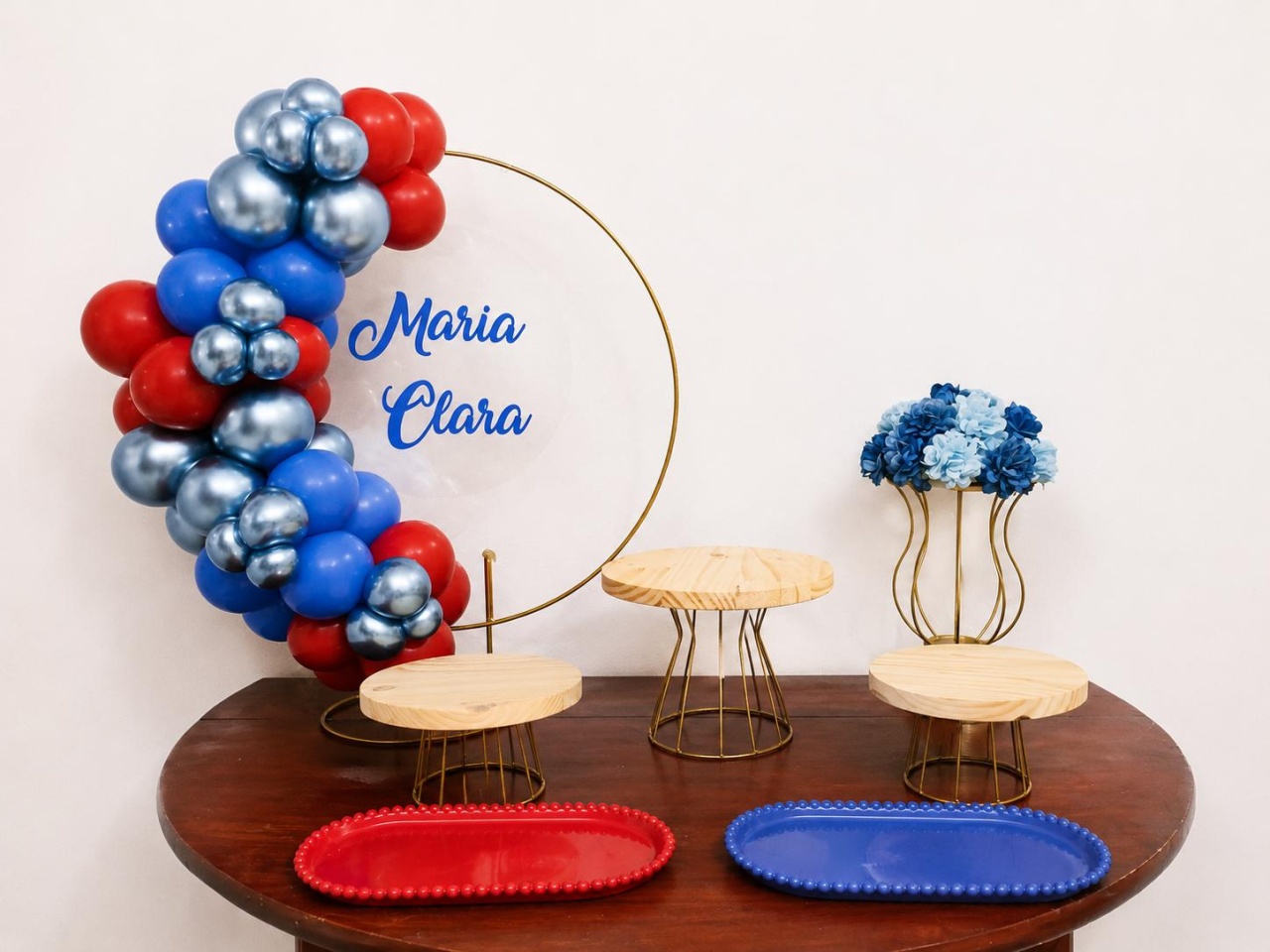 Kit Mesa Luxo Azul E Vermelho - Pegue Monte das Amigas