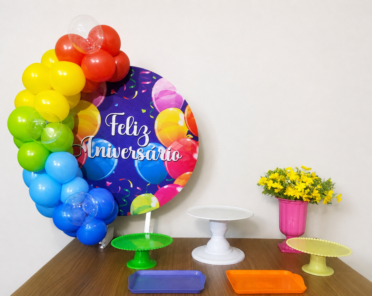 Kit Mesa Feliz Aniversário - Pegue Monte das Amigas